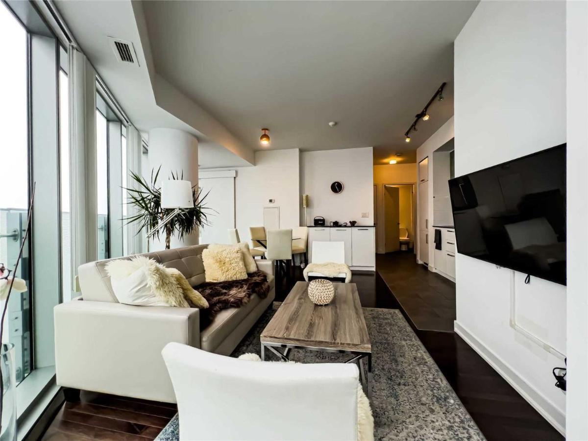 Luxury Condo In The Heart Of Toronto - Next To Scotiabank Arena Eksteriør bilde